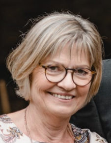 Elke Neumann.png